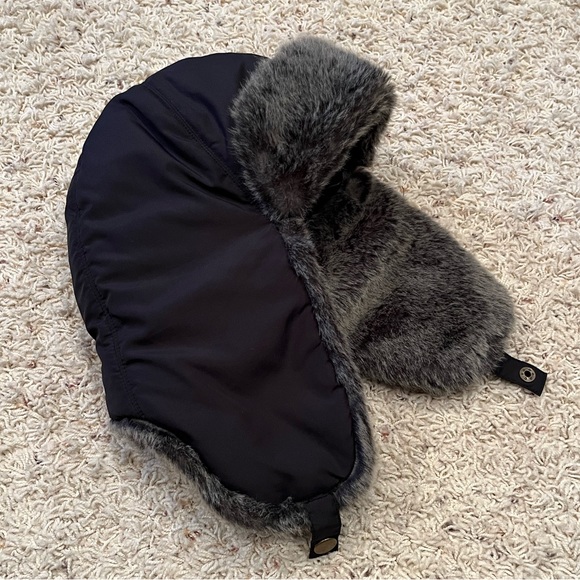Eddie Bauer Trapper Down Faux Fur Hat - Picture 1 of 8